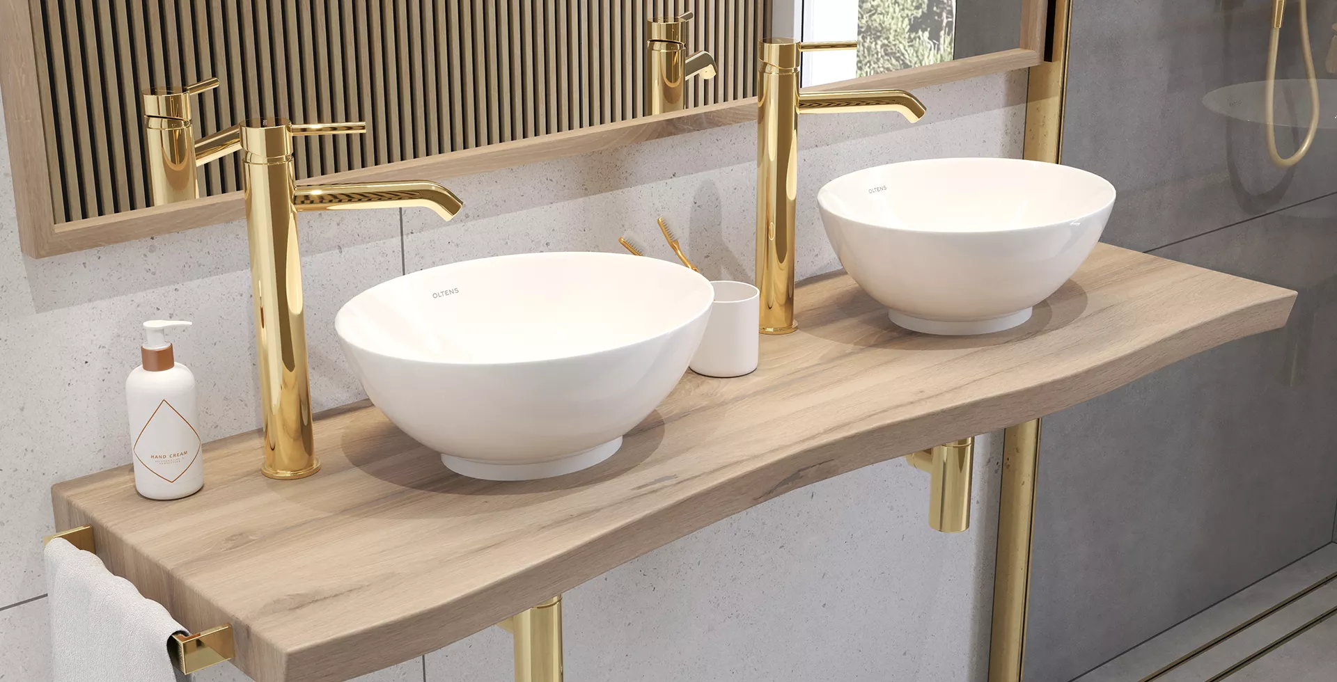 Marmur + złoto  łazienka w stylu maksymalizmu