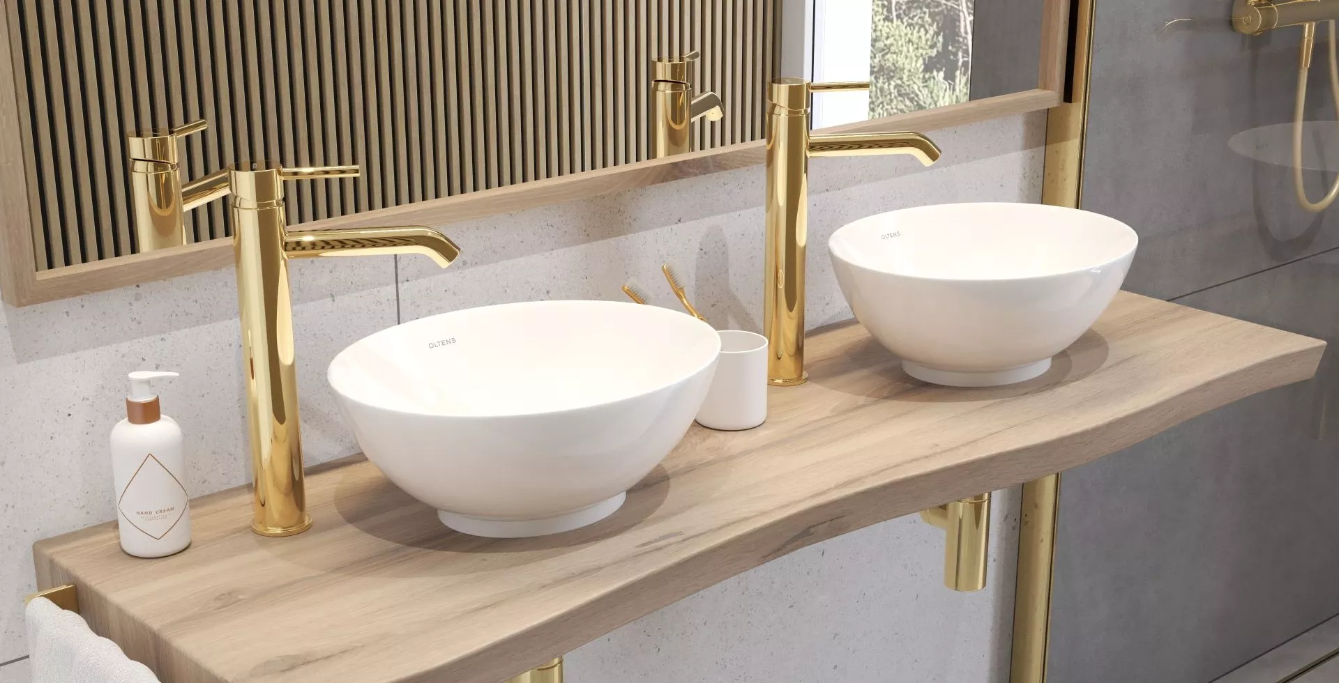 Marmur + złoto = łazienka w stylu maksymalizmu