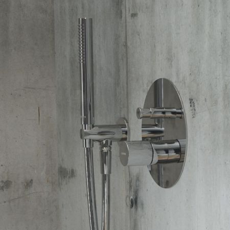 Sestava Oltens Hamnes podomítková baterie s hlavovou sprchou 22 cm Atran a sprchovým setem Ume, lesklý chrom 36615100