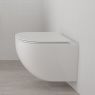 Satz Oltens Hamnes Kort wandmontiertes PureRim-Toilettenbecken mit SmartClean-Schicht mit langsam schließendem Toilettensitz 42534000 zdj.5