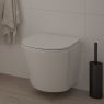 Oltens Jog Stille miska WC wisząca PureRim SmartClean z deską wolnoopadającą biały połysk 42531000 zdj.5