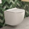 Satz aus Oltens Hamnes wandmontiertes PureRim-Toilettenbecken mit langsam schließendem Slim-Toilettensitz 42012000 zdj.8